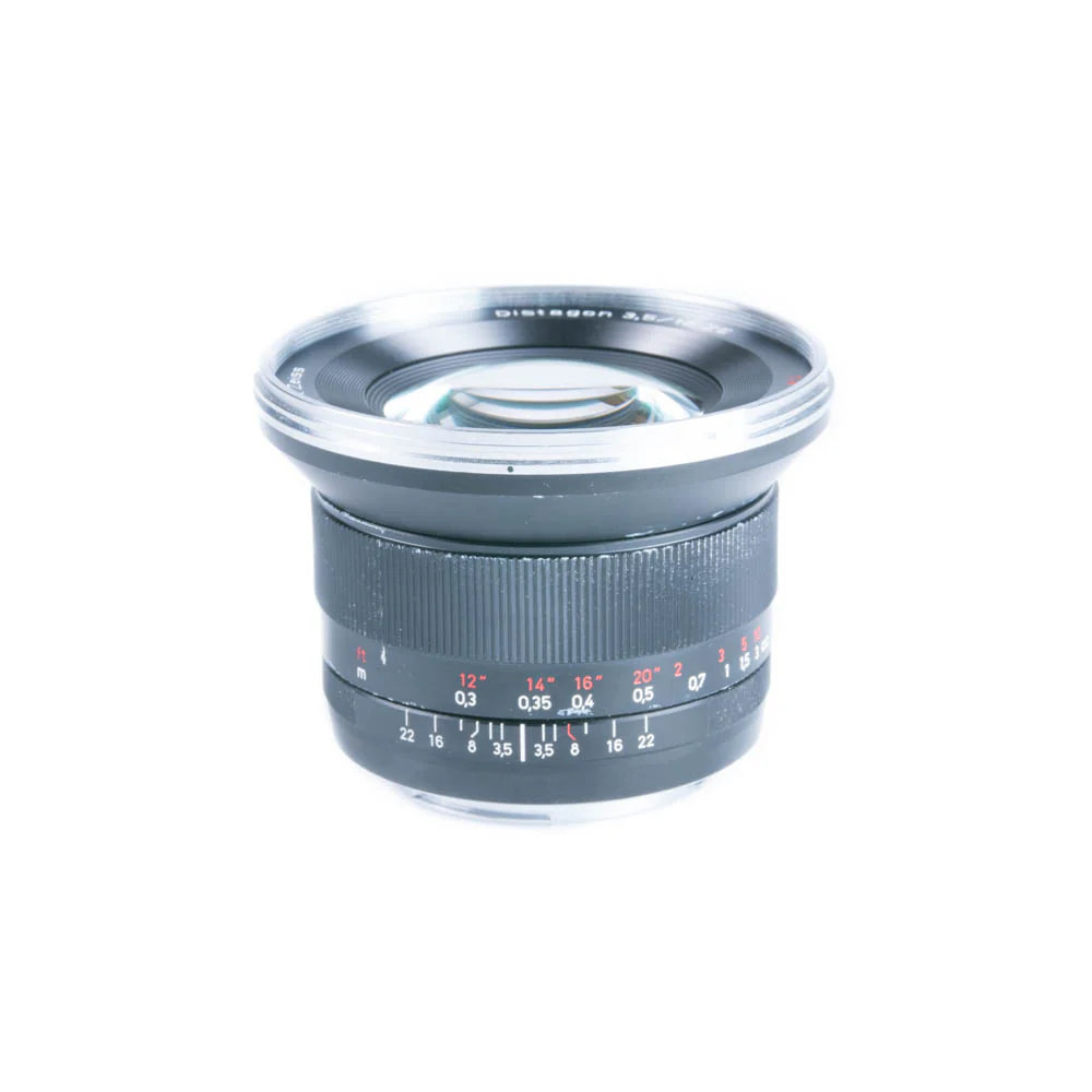 cp.2091 Pre-Owned ZEISS Distagon T* 18mm f/3.5 ZE Wide Angle Lens Canon EF Mount - Image 3