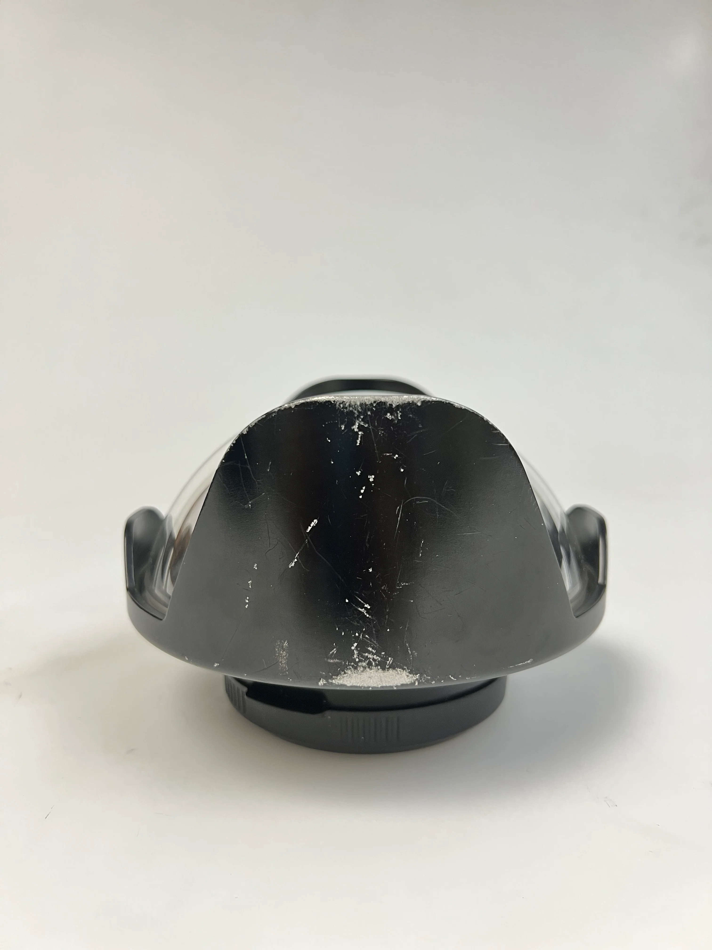 CP.3888 Pre-Owned Nauticam N85 140mm Optical-Glass Fisheye Dome Port - Image 2