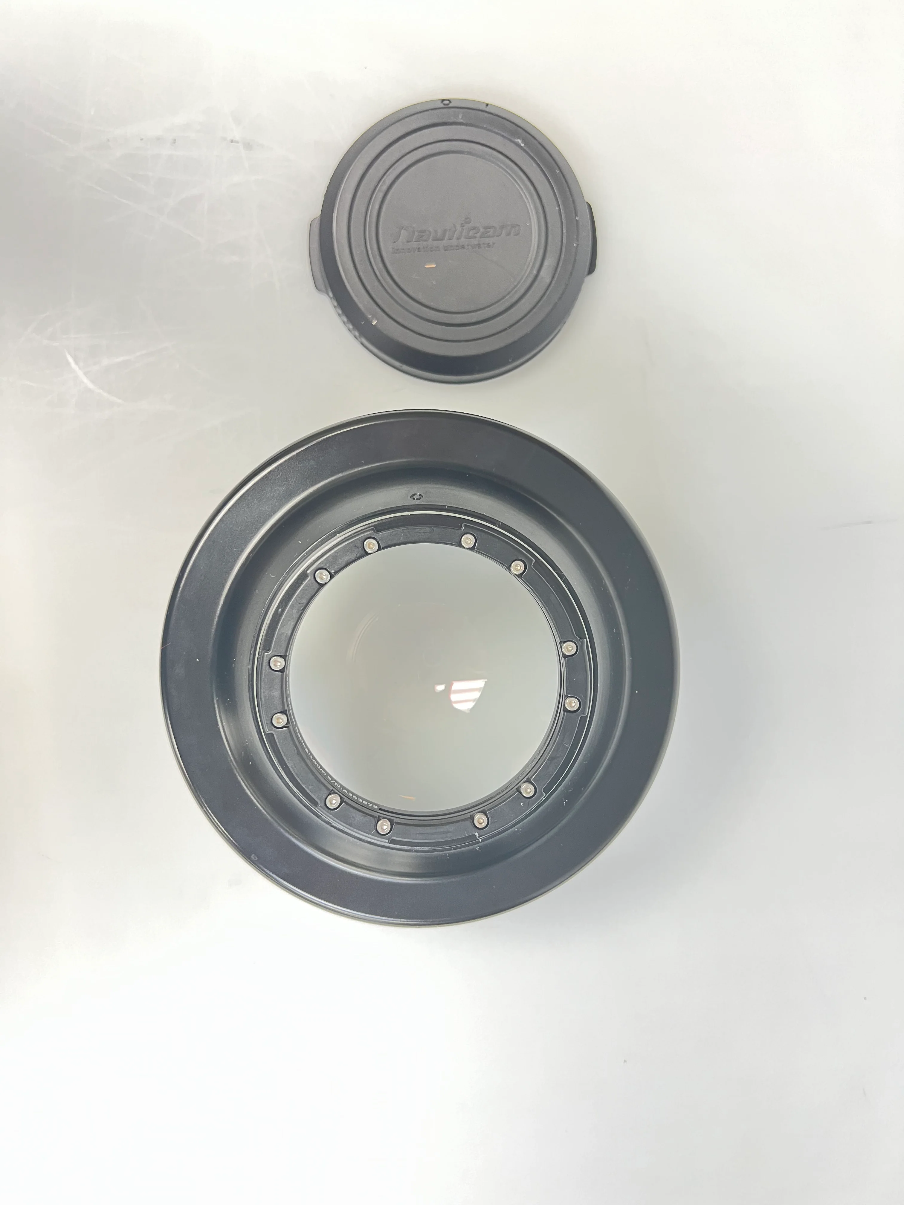 CP.3888 Pre-Owned Nauticam N85 140mm Optical-Glass Fisheye Dome Port - Image 4