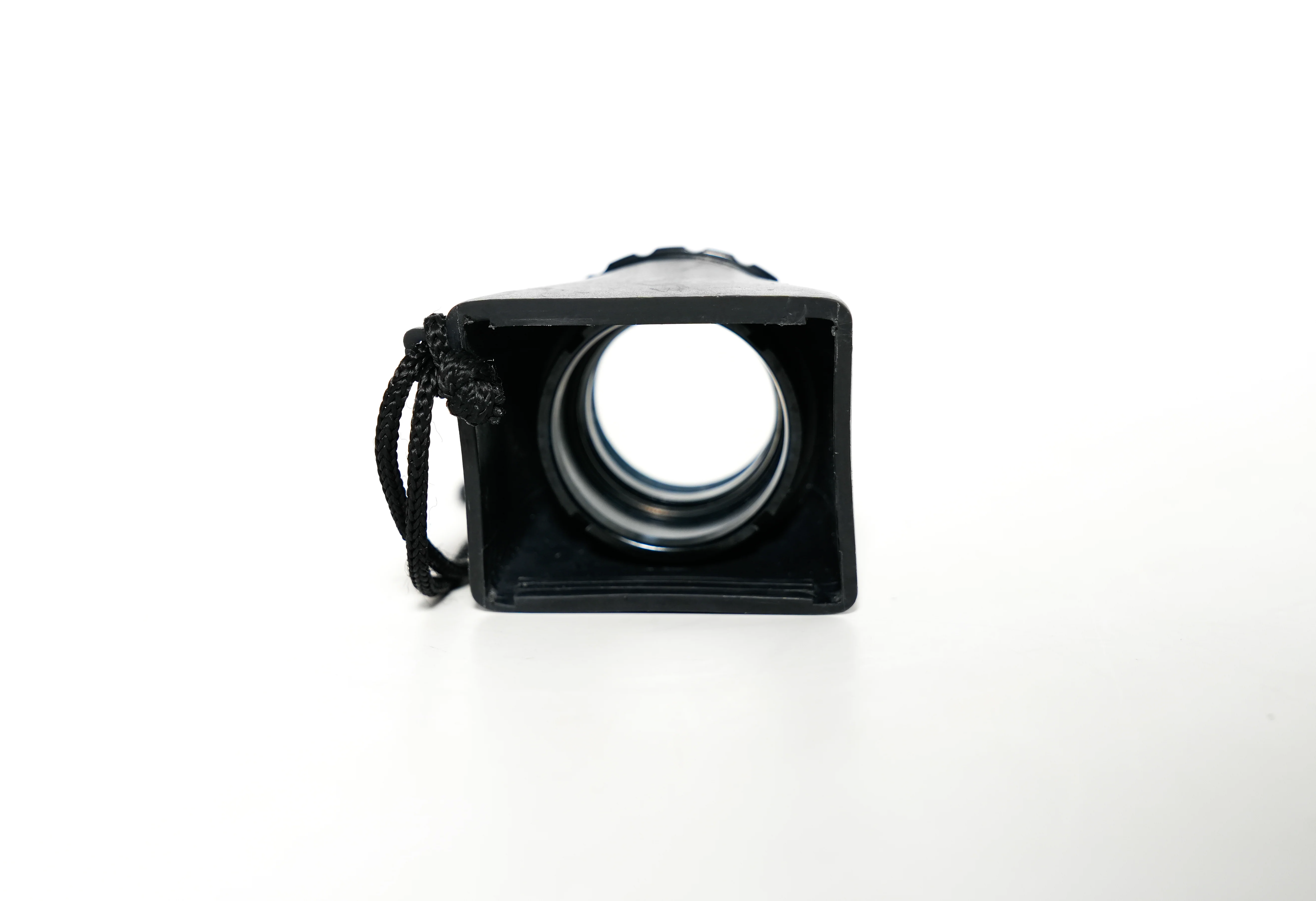 CP.3903 Pre-owned NAUTICAM LCD MAGNIFIER WITH DIOPTRIC ADJUSTMENT (25106) - Image 2