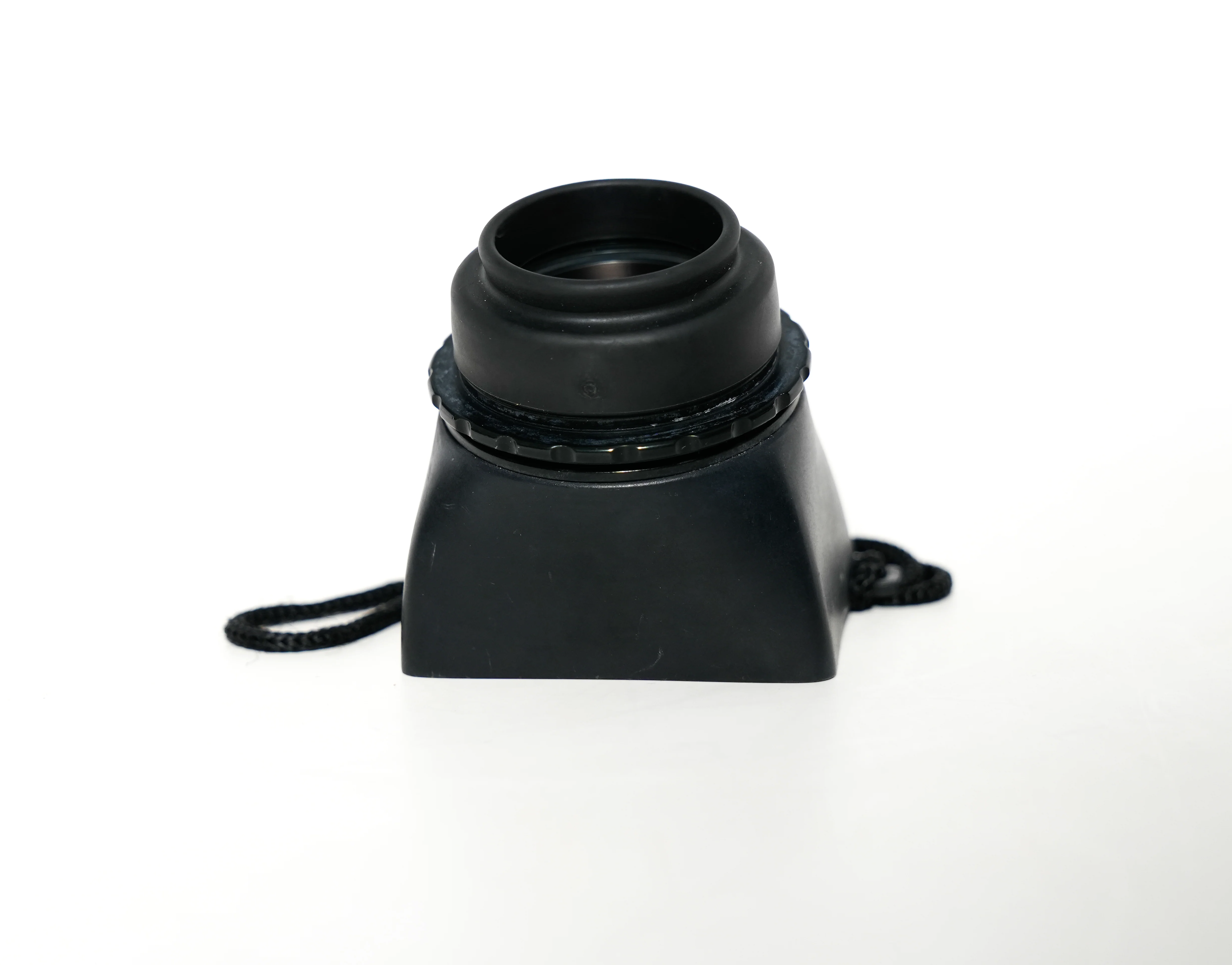CP.3903 Pre-owned NAUTICAM LCD MAGNIFIER WITH DIOPTRIC ADJUSTMENT (25106) - Image 5
