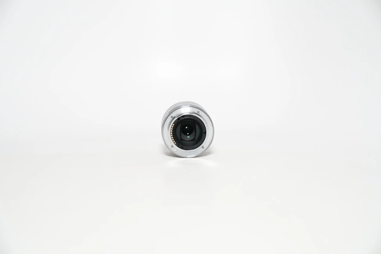 CP.3907 Pre-owned Sony E 30MM F/3.5 Macro Lens (son.sel30m35) - Image 3
