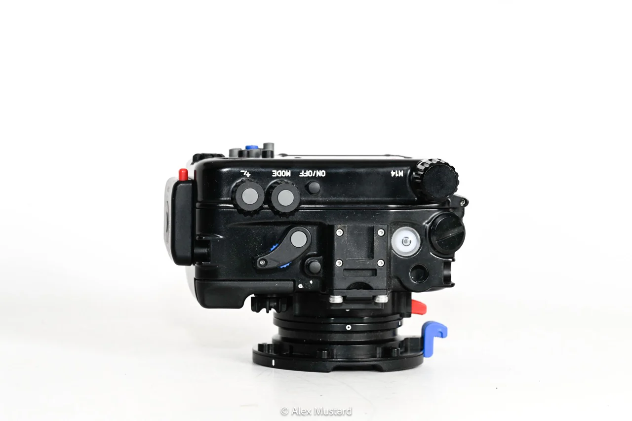 CP.5171 Pre-owned Nauticam NA-G5XMKII with Vacuum. - Image 5