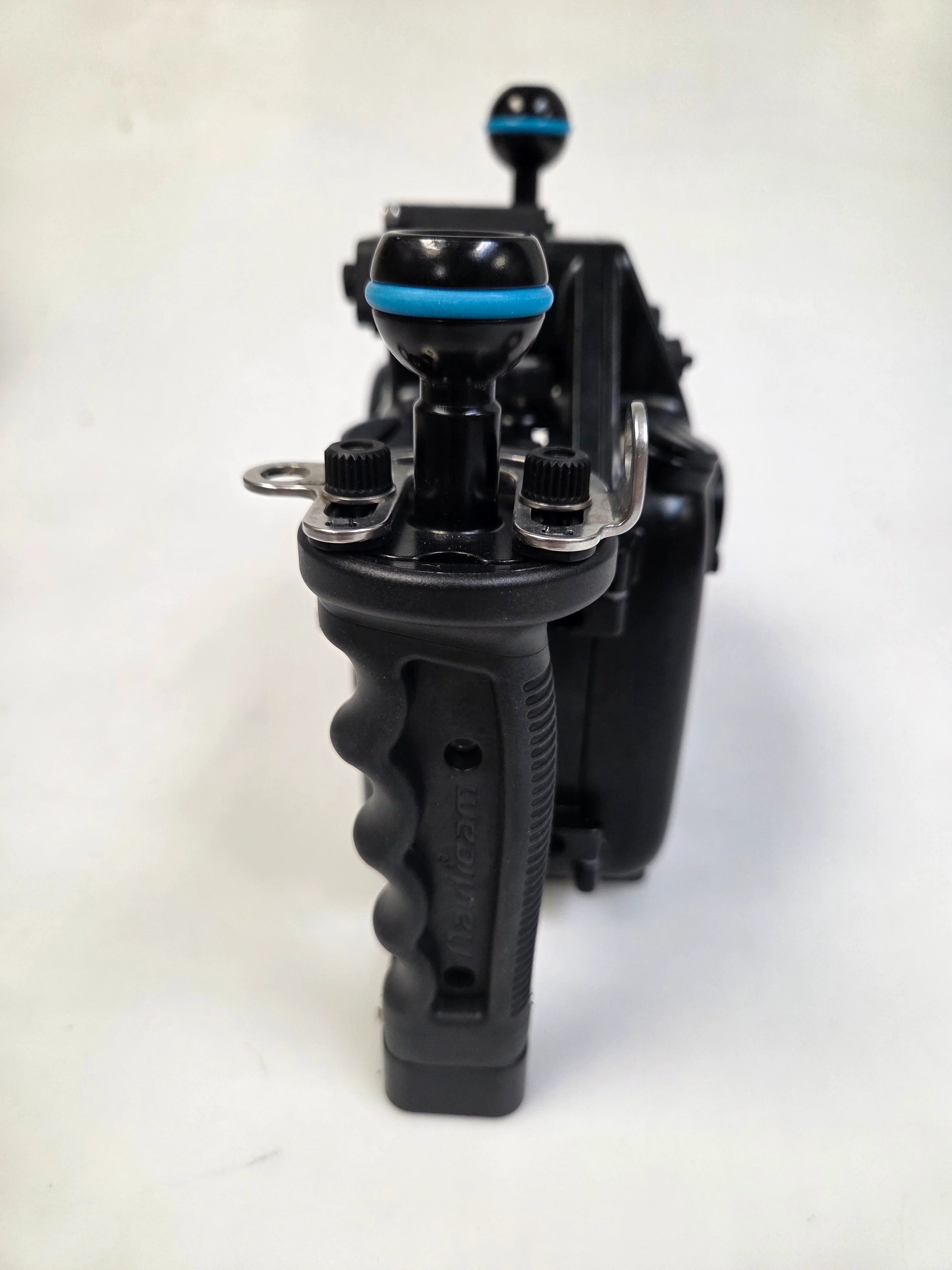 CP.5339 - Pre-owned NA-EM1II Housing for Olympus OM-D E-M1II Camera - Image 3