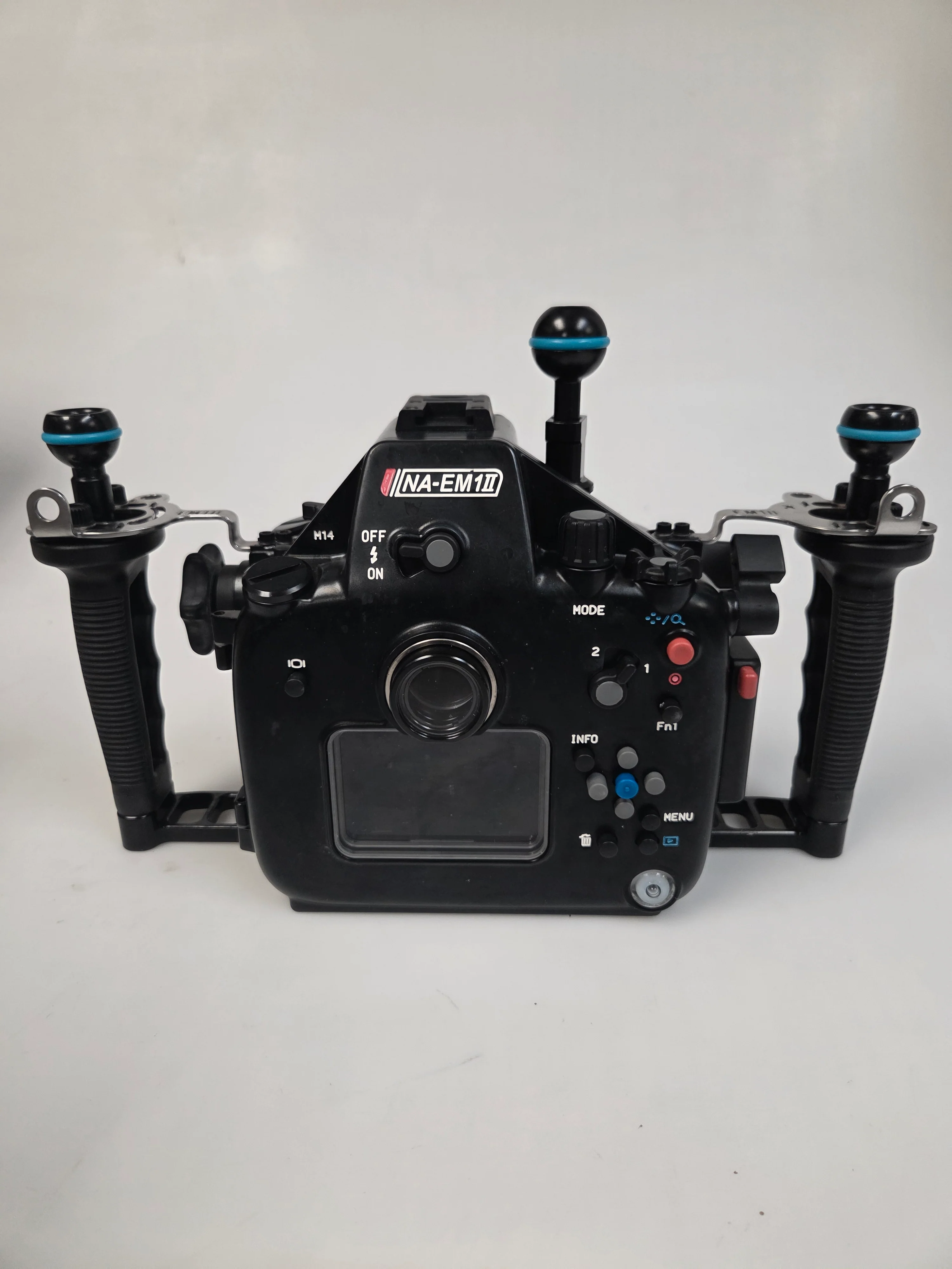 CP.5339 - Pre-owned NA-EM1II Housing for Olympus OM-D E-M1II Camera - Image 4