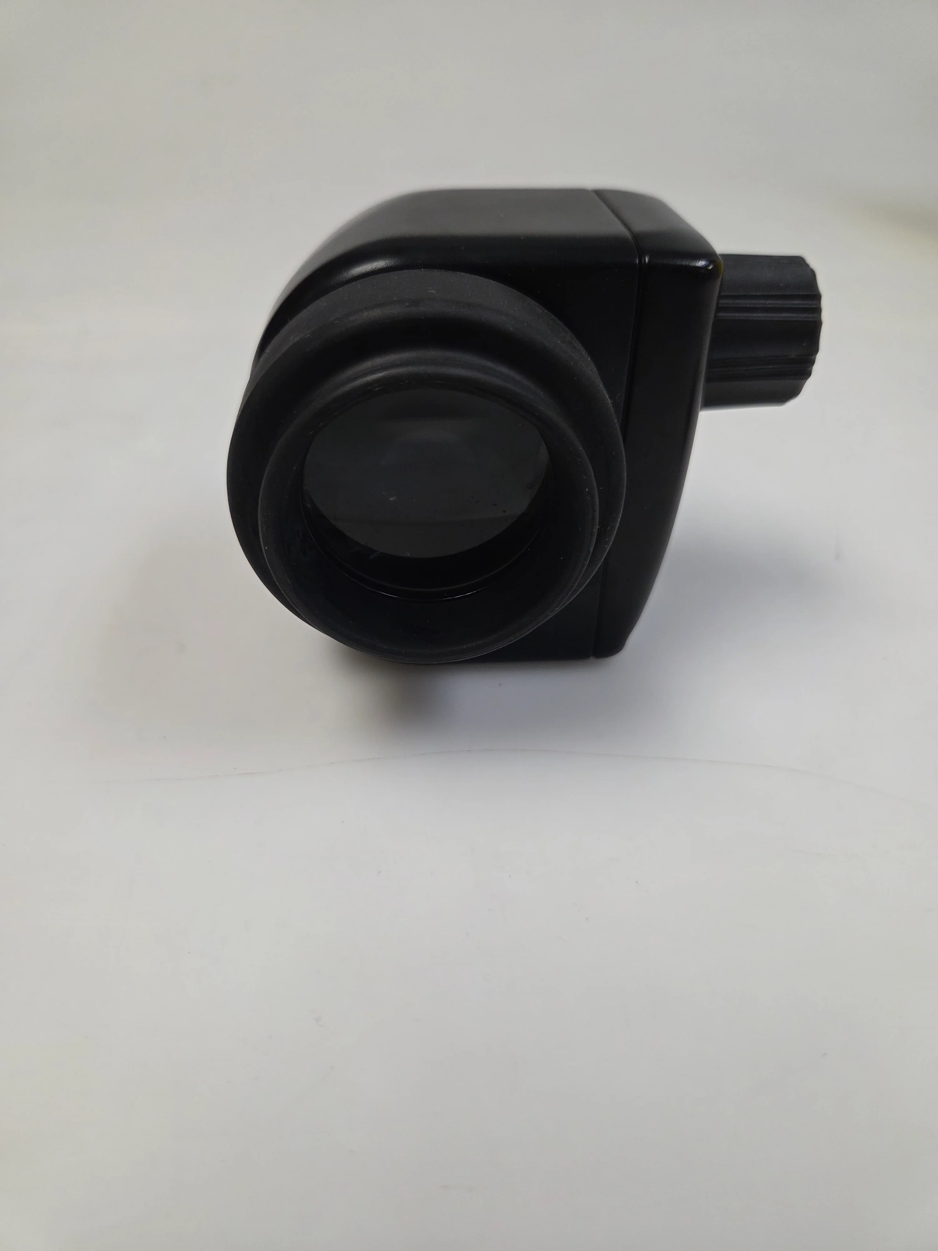 CP.5506 - Pre-owned 32201 Nauticam 180° Straight Viewfinder for MIL Housings - Image 3