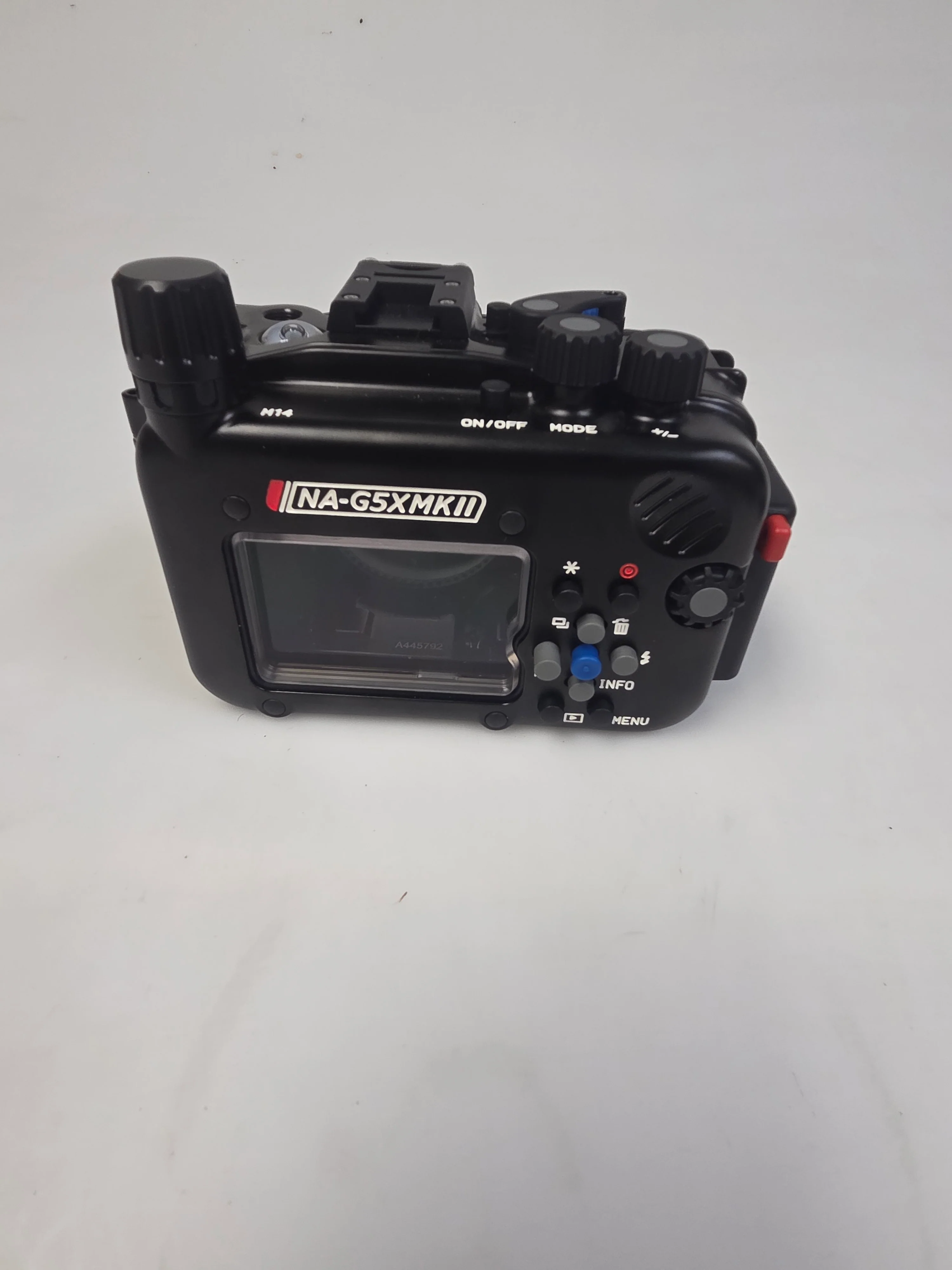 CP.5529 - Preowned 17331 Nauticam NAG5XII Housing with Canon G5X MKII Camera Bundle - Image 8