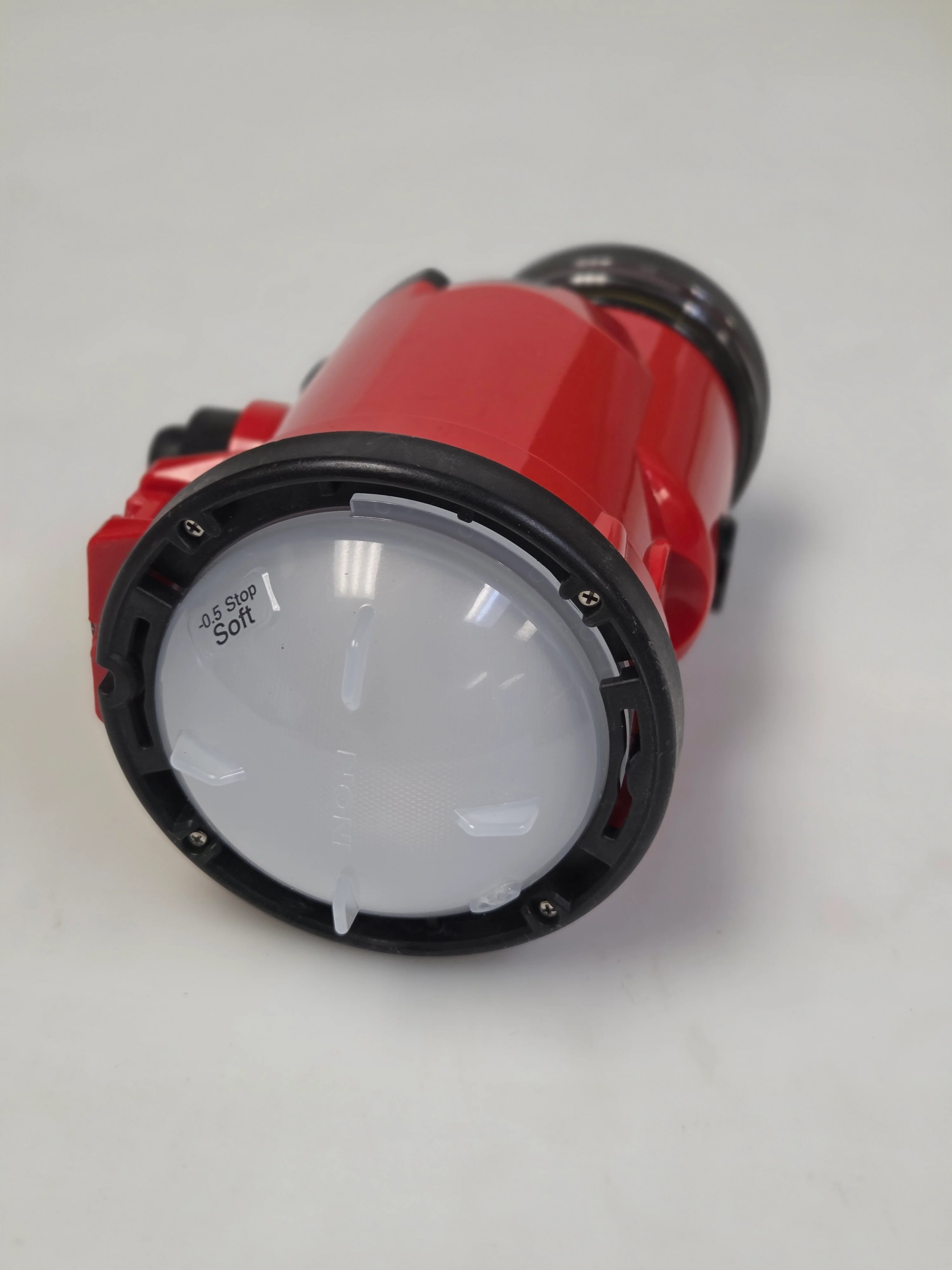 CP.5557 - Preowned - INON S-220 Ultra Wide, High Power, Compact Underwater Strobe - Image 4