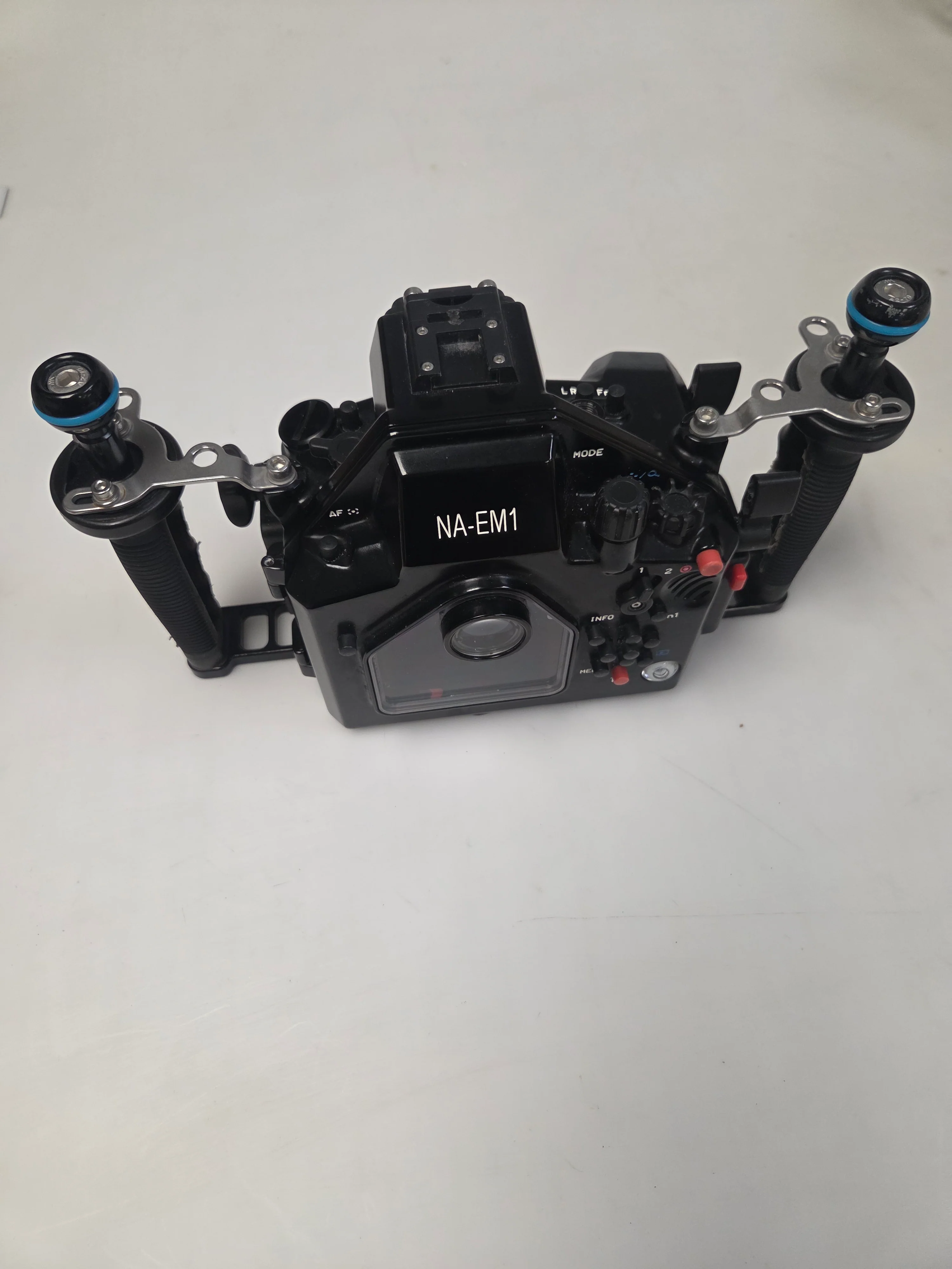 CP.5576 - Preowned - Nauticam NA-EM1 Housing for Olympus OM-D E-M1 Camera - Image 2