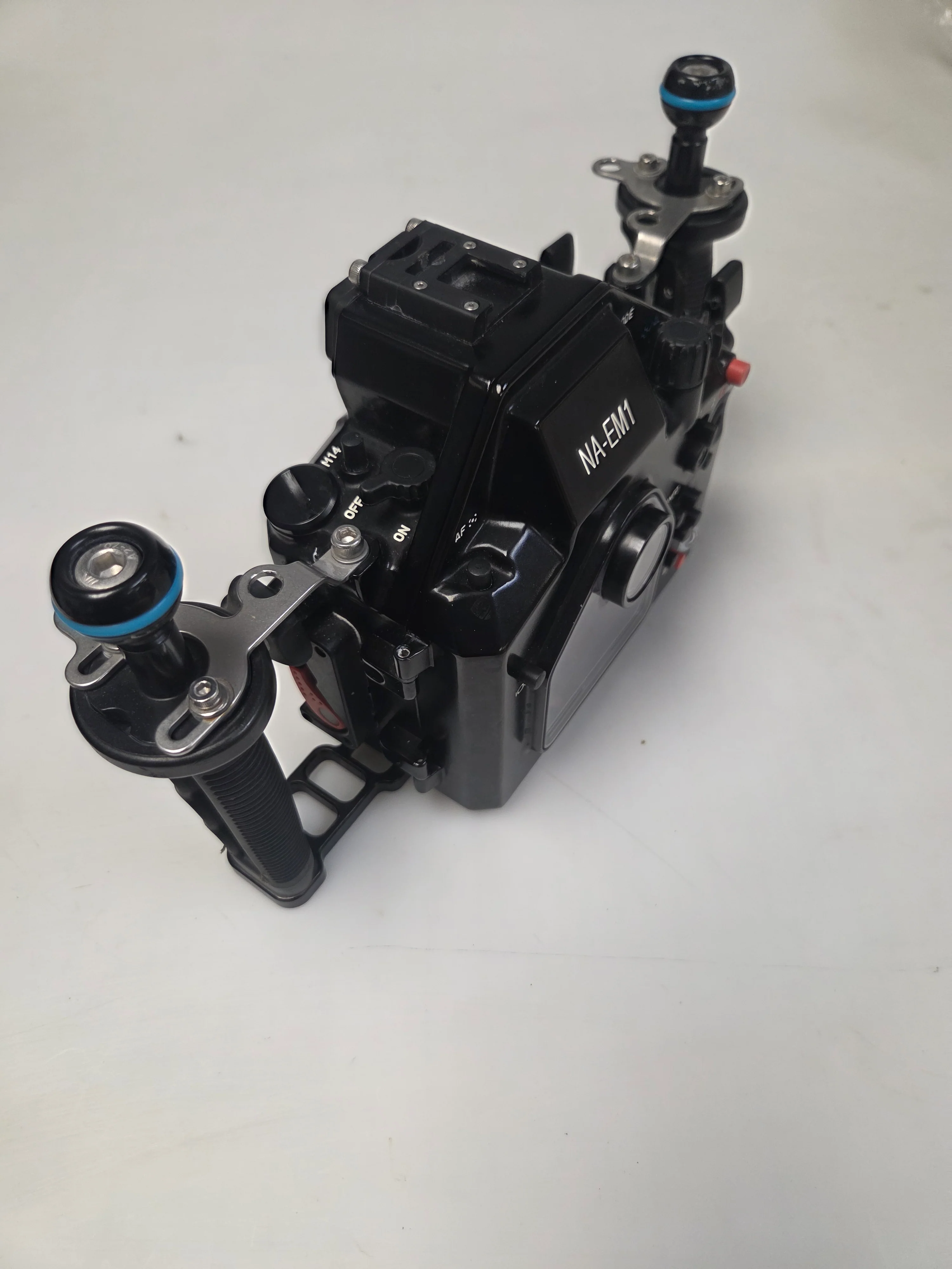 CP.5576 - Preowned - Nauticam NA-EM1 Housing for Olympus OM-D E-M1 Camera - Image 3