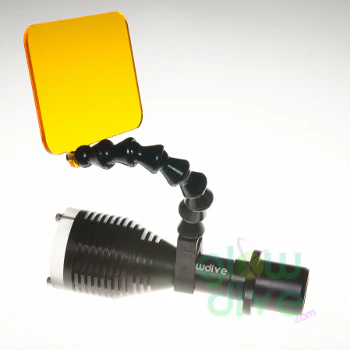 Glow Dive UV20 UV Exciter Light w/ Yellow Barrier Shield - Image 2