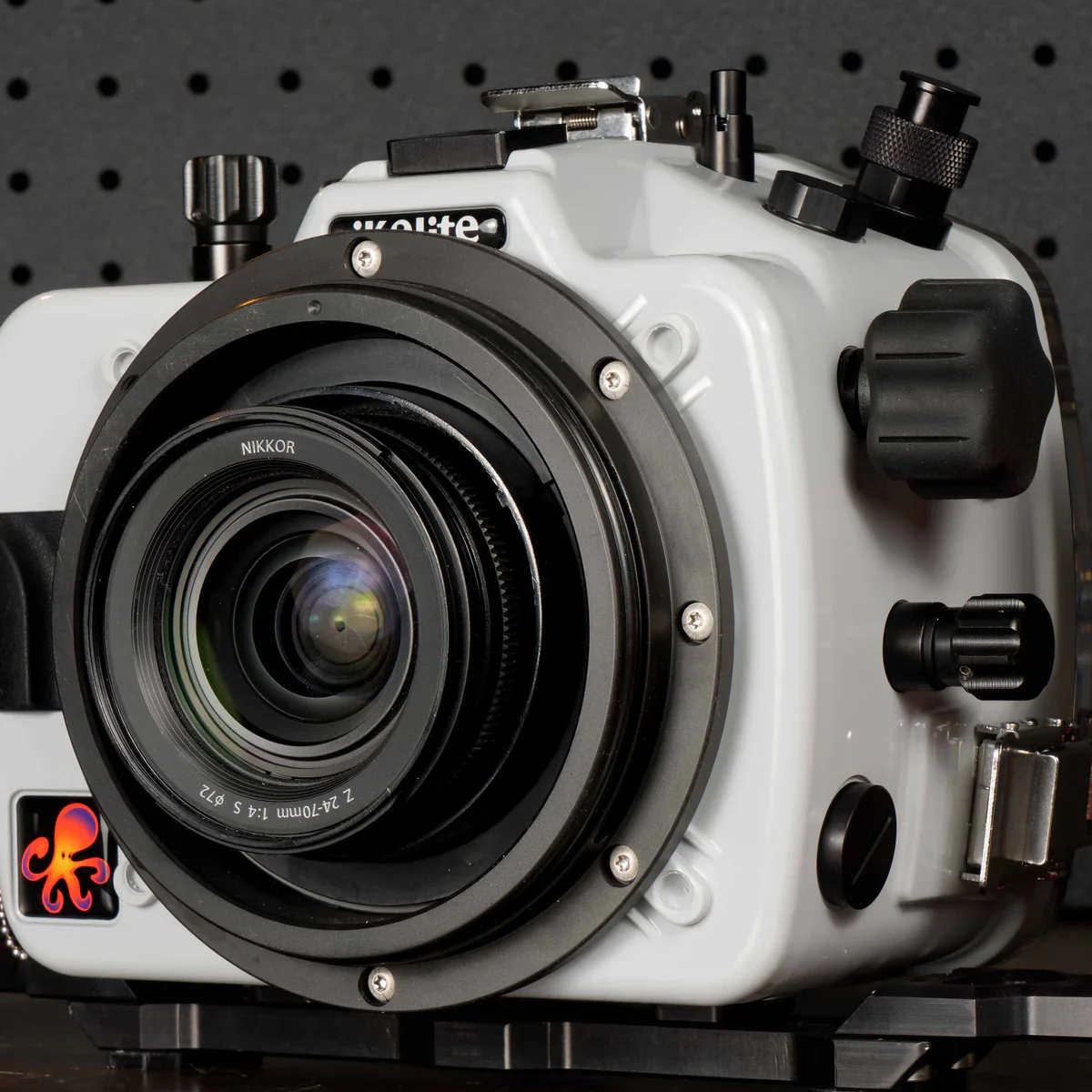 Ikelite 200DL Underwater Housing for Nikon ZR 6K Cinema Camera - Image 9