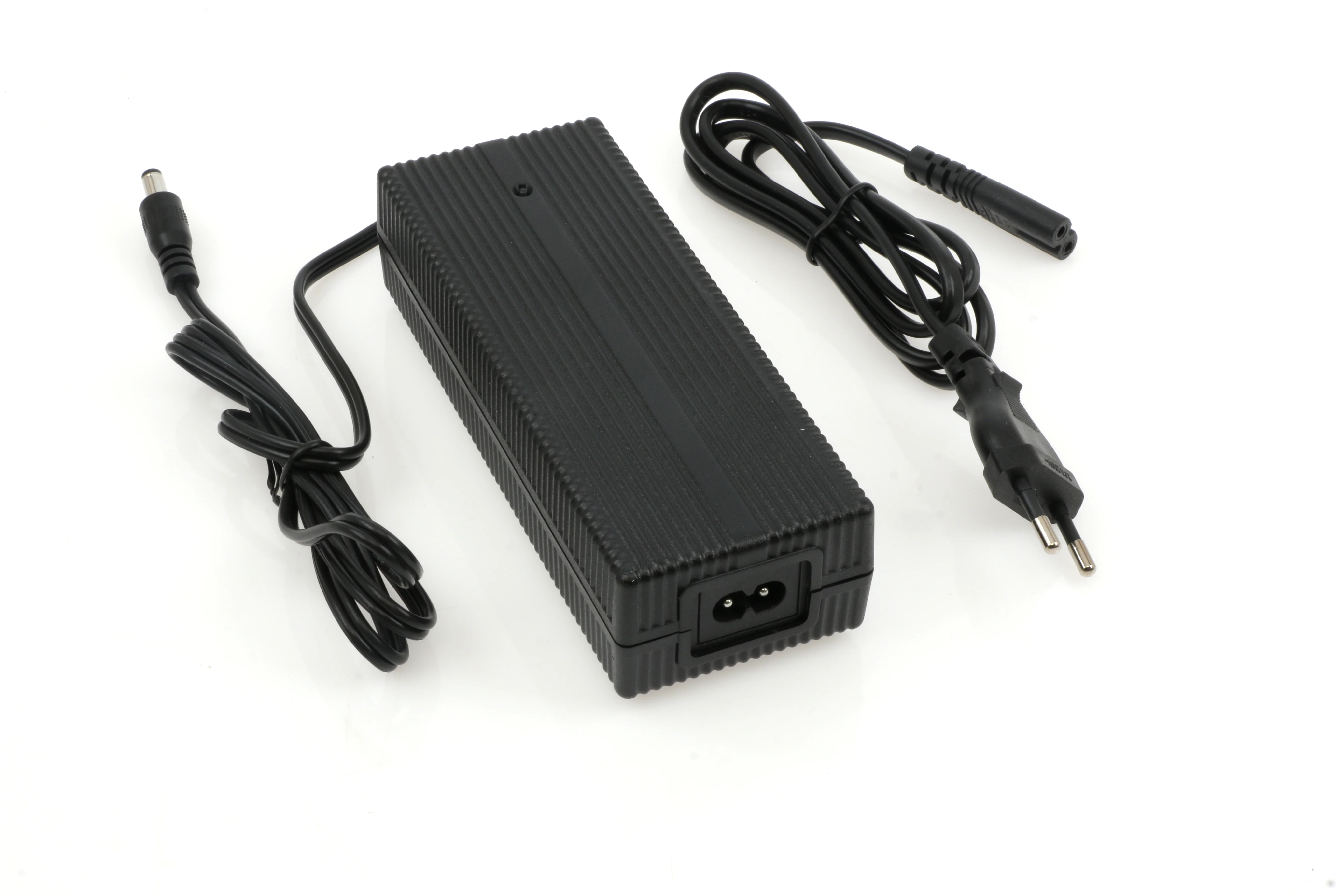Keldan 24 Battery Charger, 5.0 Amp (3 plug types) - Image 3