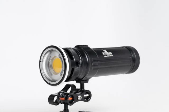 CP.5164 Pre-owned Kraken Hydra 15,000 WRGBU Underwater Video Light - Image 2