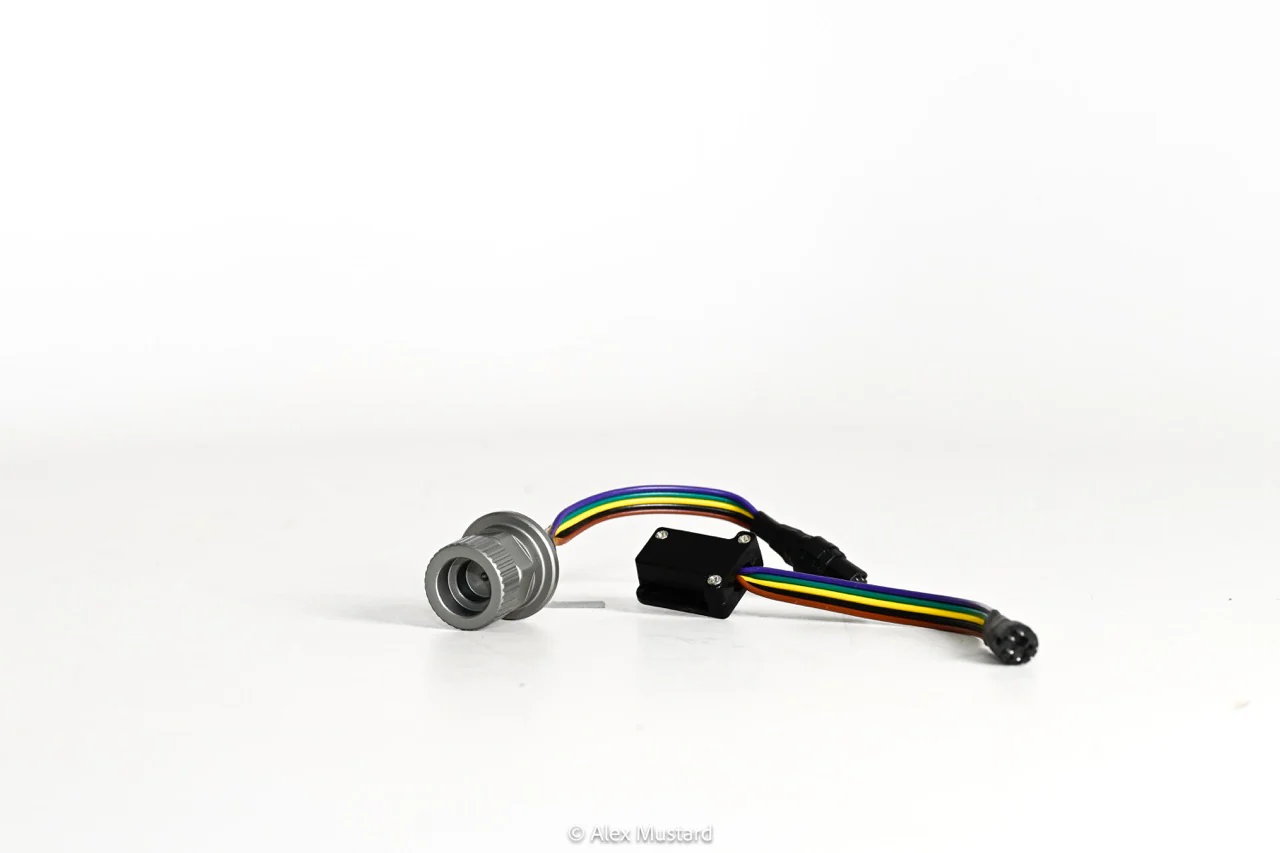 CP.5178 Pre-owned 25013 Nauticam M14 Nikonos 5-pin Bulkhead with Hotshoe Connection