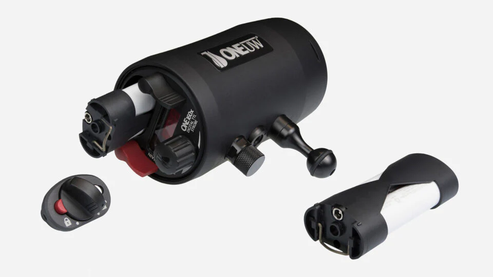 Discontinued - ONEUW ONE 160x MkII Digital TTL Strobe - Image 2