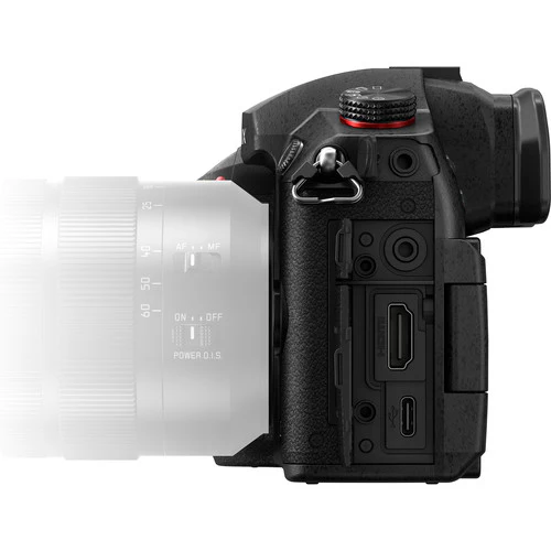 Panasonic Lumix DC-GH5S Mirrorless Micro Four Thirds Digital Camera (Body Only) - Image 5