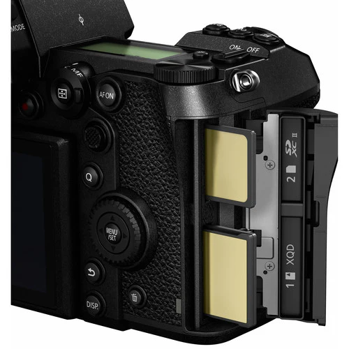 Panasonic Lumix DC-S1R Mirrorless Digital Camera (Choose Bundle) - Image 8