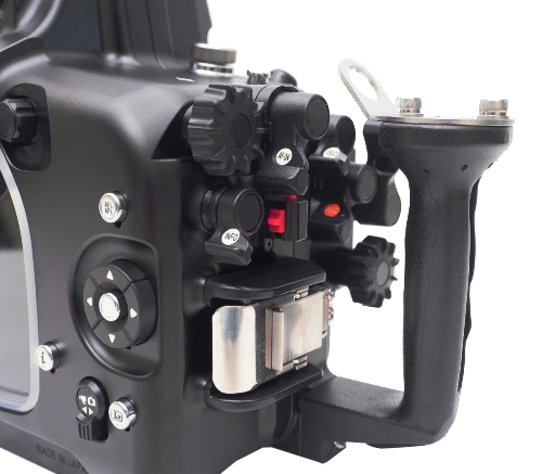 Sea & Sea MDX-D850 Underwater Housing for Nikon D850 - Image 3