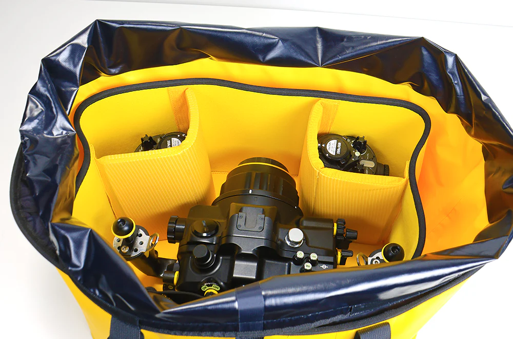 Sea & Sea Yellow Sub Mega Tote Bag - Image 10