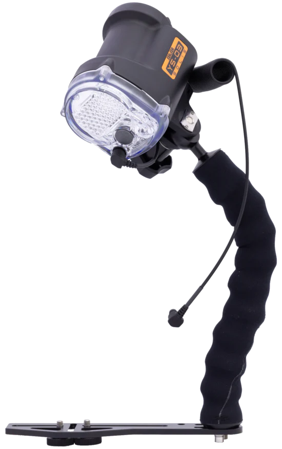 Sea & Sea YS-03 Solis Underwater Strobe (Choose Style) - Image 7