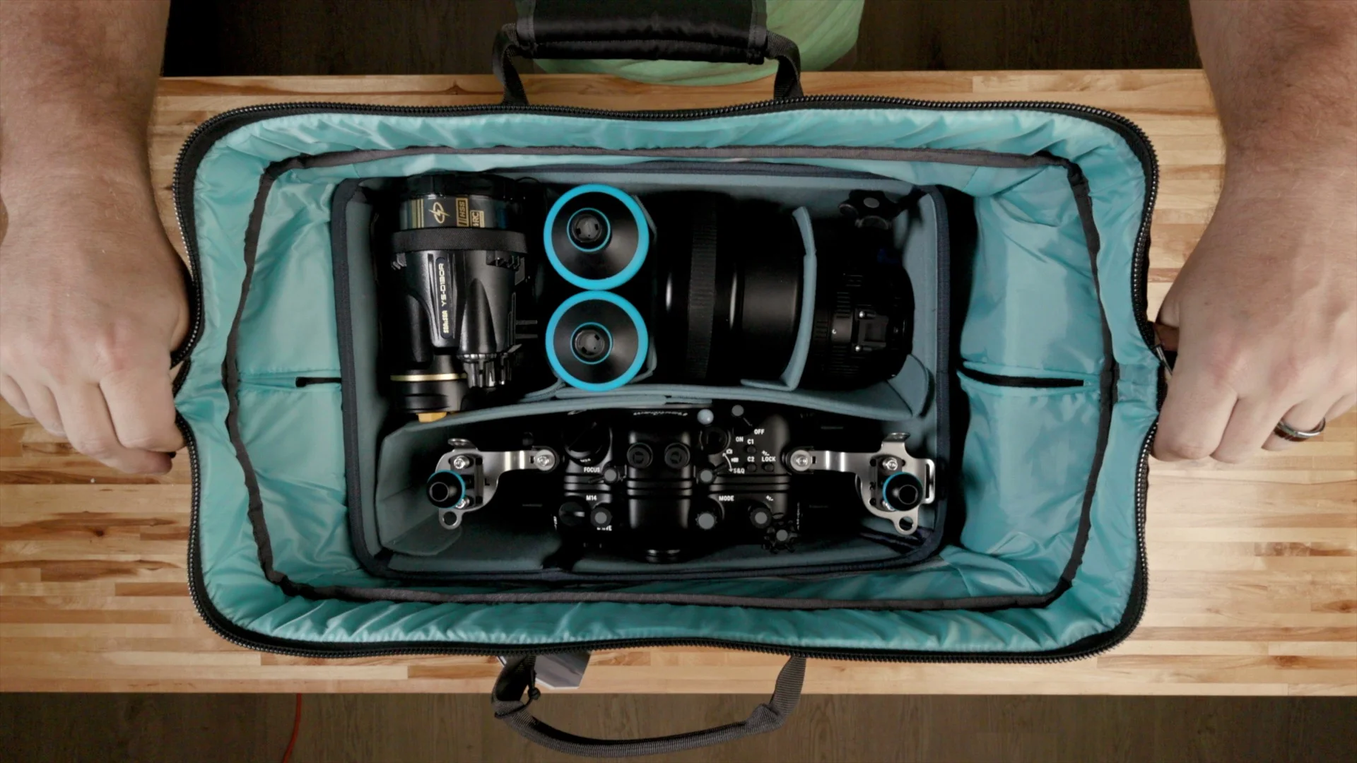 Shimoda Carry-On Roller V2 with Padded Inserts - Image 5
