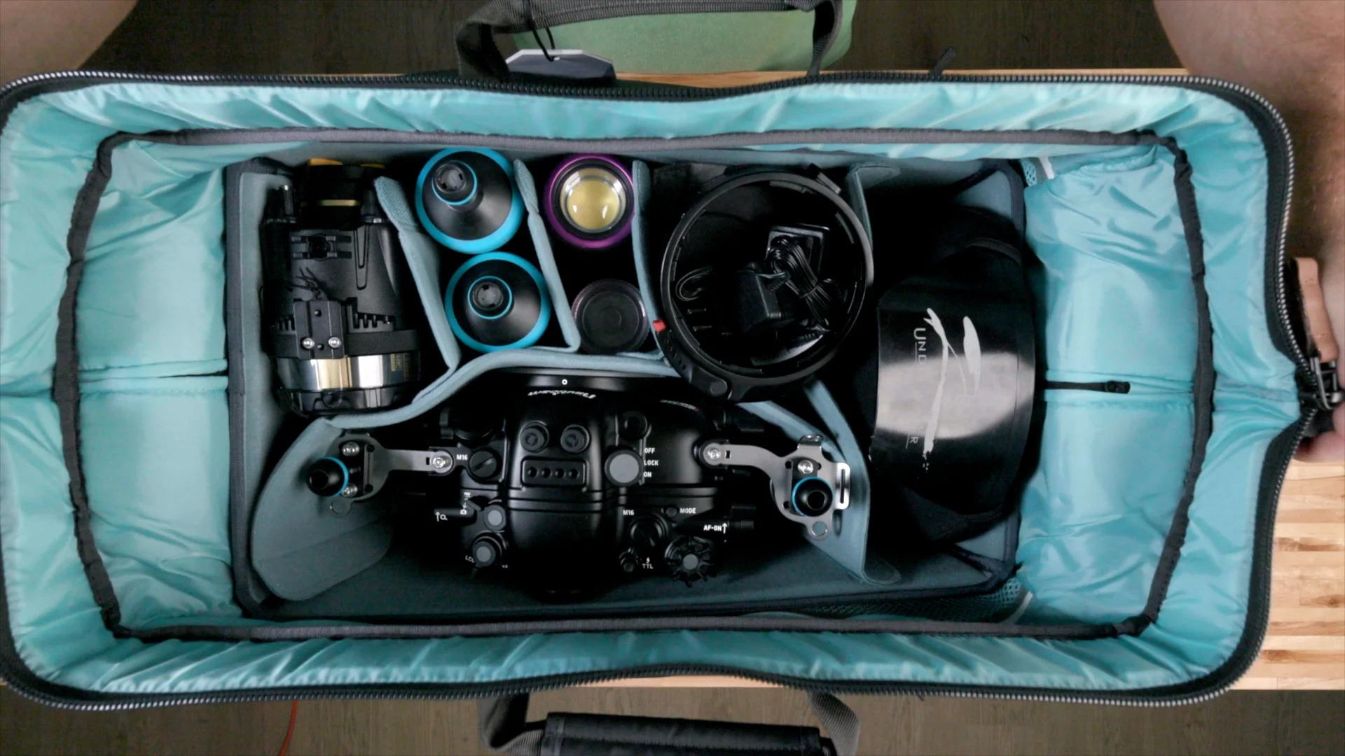 Shimoda DV Roller with Padded Inserts - Image 3