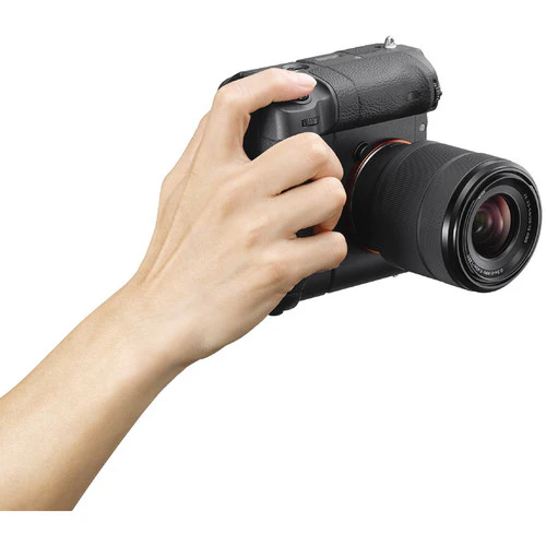 Sony Vertical Battery Grip for a7 II, a7R II, and a7S II - Image 8