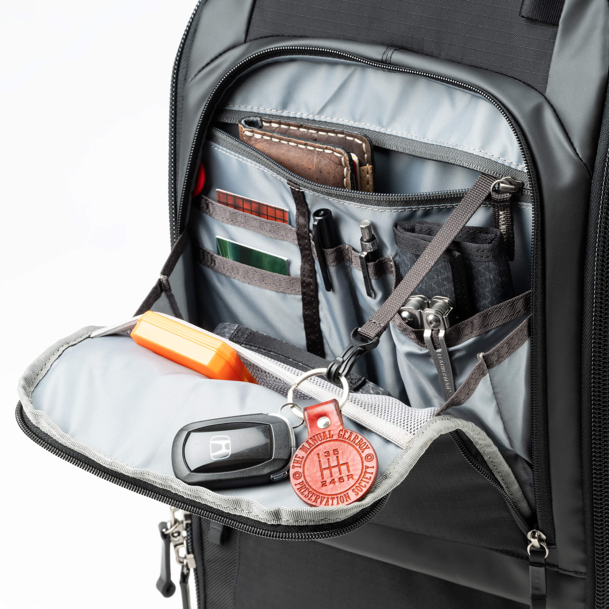 Think Tank Walker Pro 30L - Image 3