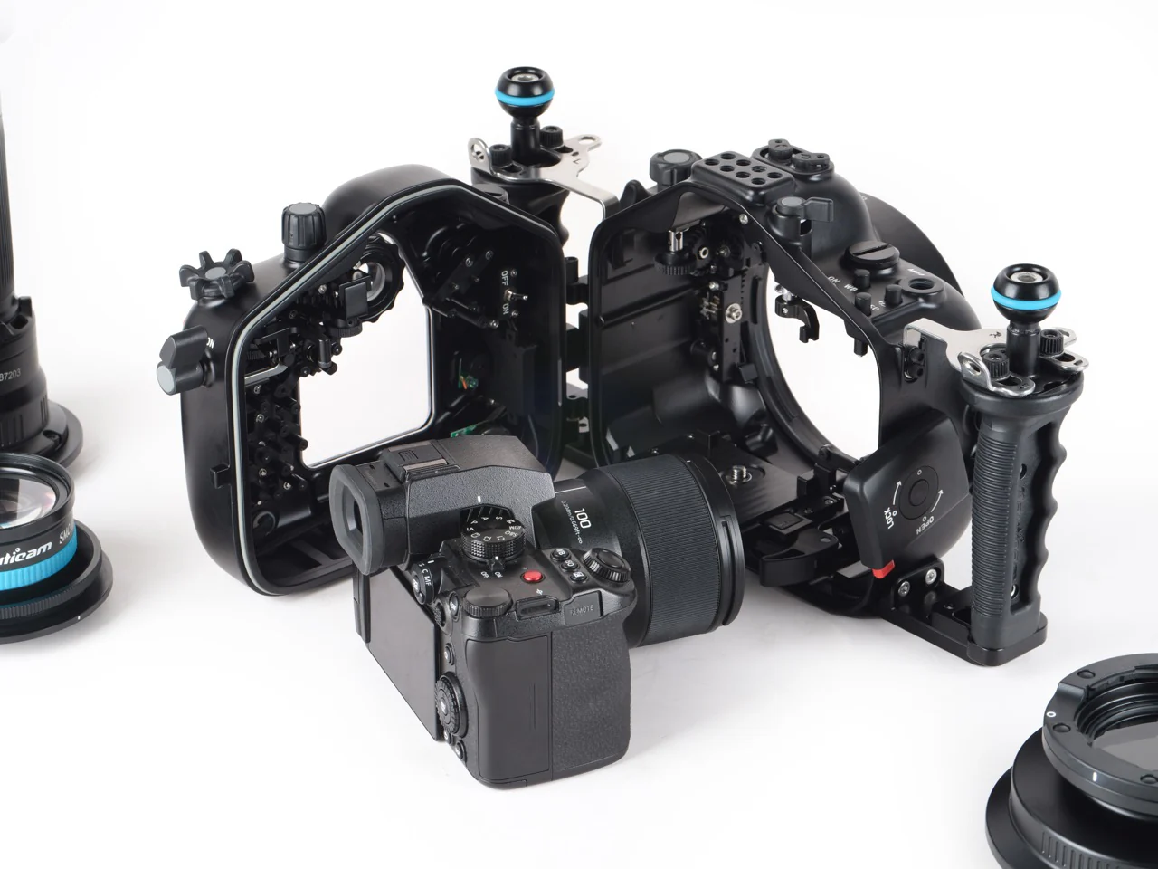 Nauticam NA-S5II Underwater Housing for Panasonic Lumix S5II/X - Image 23