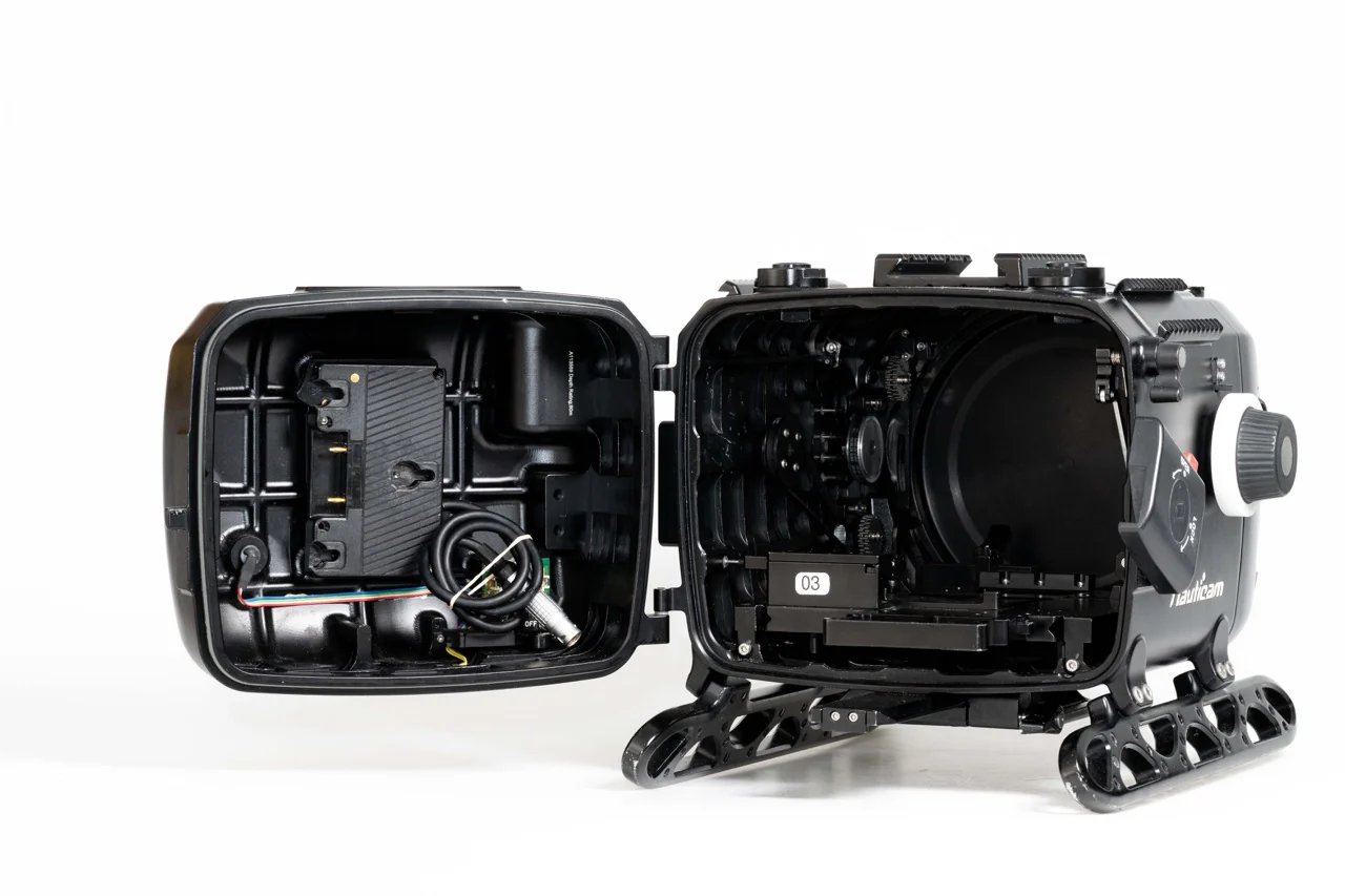 CP.5182 Pre-owned Nauticam Digital Cinema System for ARRI ALEXA Mini Camera ~Includes N200 250mm Optical-Glass Wide-Angle Dome Port, N200 Extension Rings 30, 40 and 50, and Lens Control Drive Shafts - Image 7