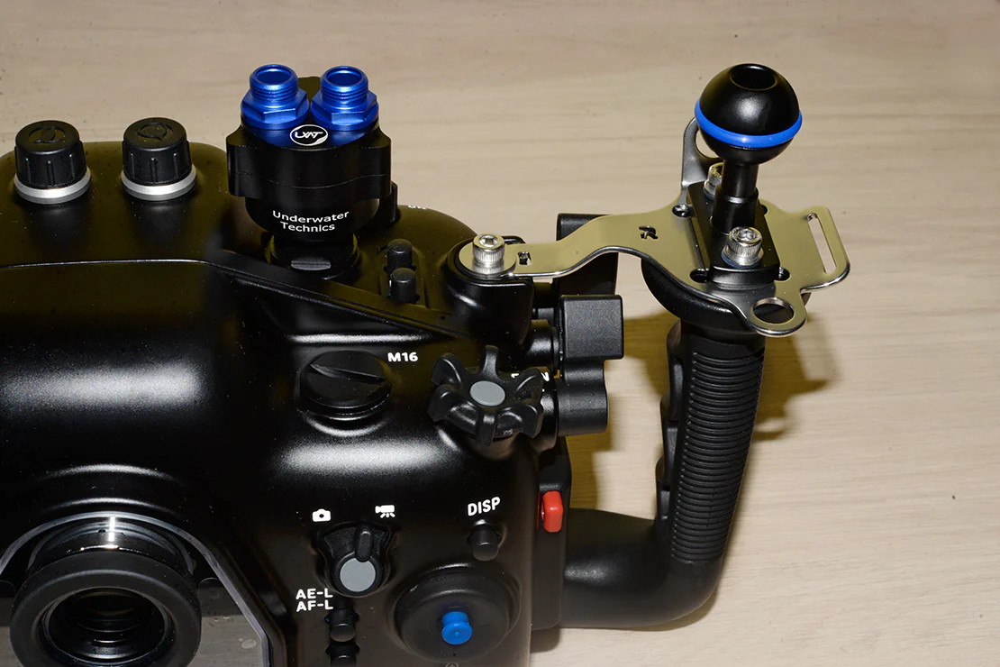 UW Technics External M16 Optical TTL-Converter for SONY A9III (camera with global shutter) for NAUTICAM Underwater Housing - Image 3